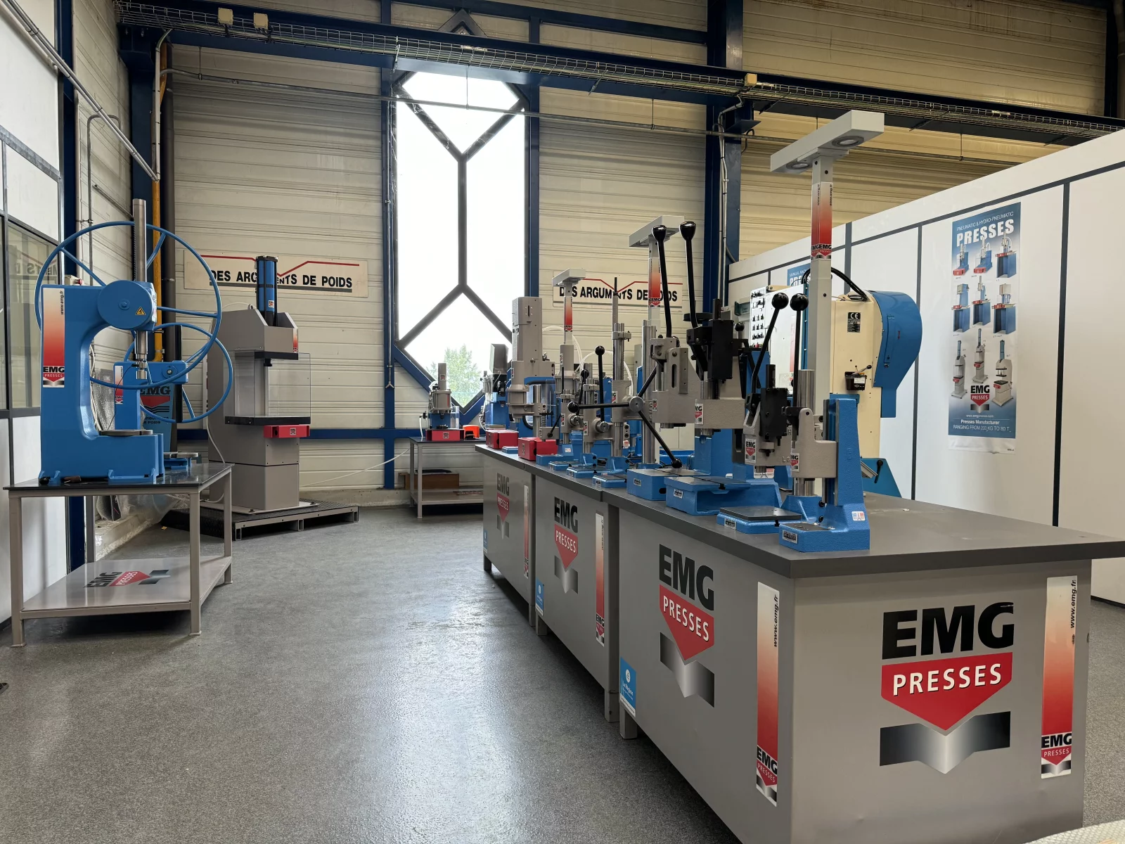 EMG Presses - Photo